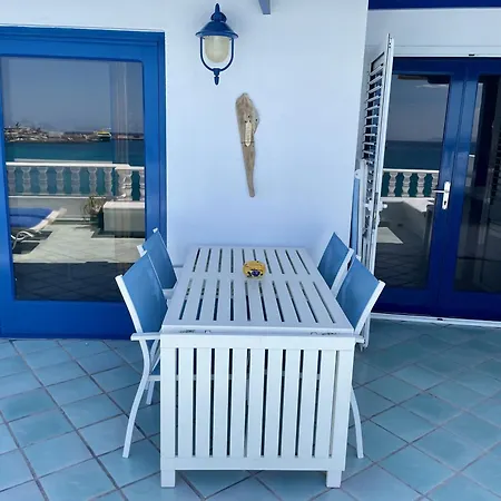La Paloma Blanca - The White Dove Apartment *