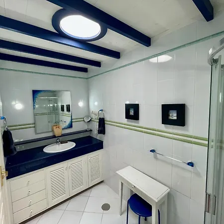 Apartment La Paloma Blanca The White Dove Playa Blanca (Lanzarote)