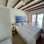 La Paloma Blanca - The White Dove * Playa Blanca