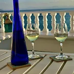 La Paloma Blanca - The White Dove Lägenhet *